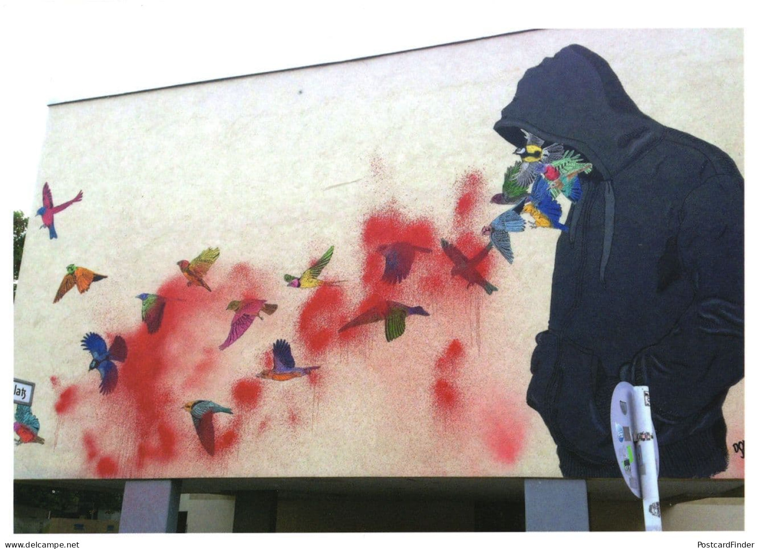 Berlin Hoody Dangerous Man Sneezing Birds Street Art German Postcard - Photographie