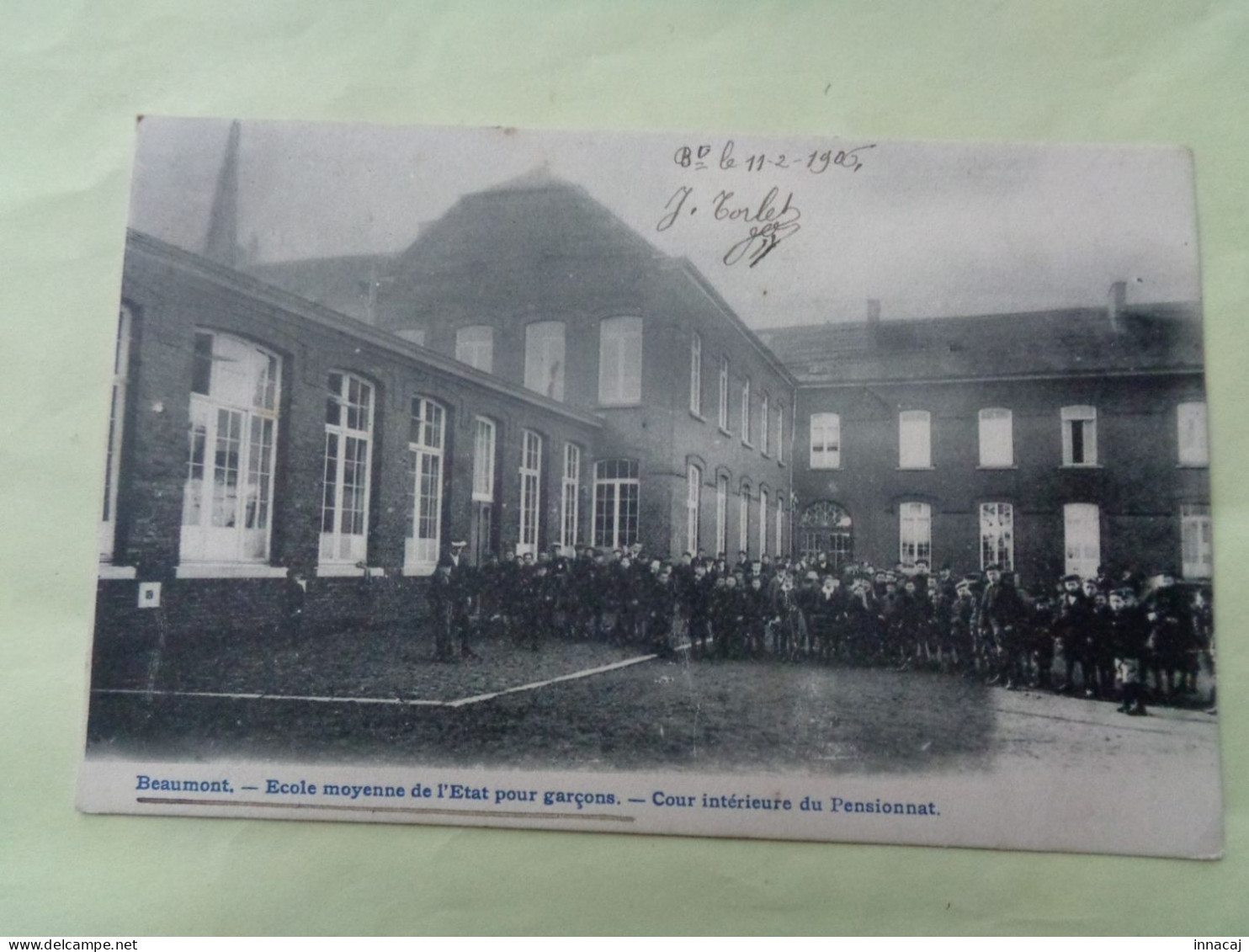 102-15-183        BEAUMONT    Ecole Moyenne De L'Etat Pour Garçons - Cour Intérieure Du Pensionnat - Beaumont