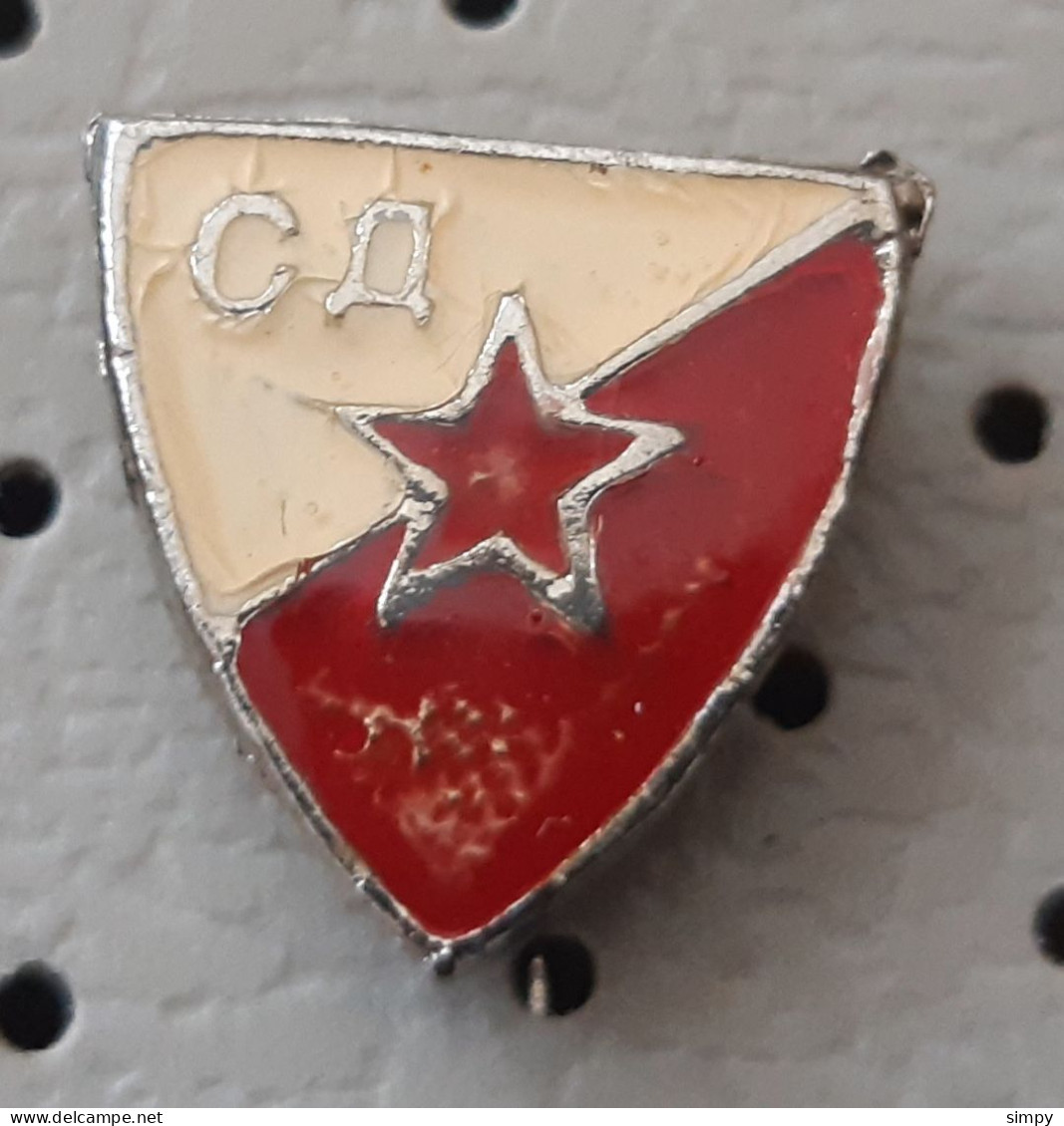 Basketball Football Club SD Crvena Zvezda Red Star Belgrade Serbia Ex Yugoslavia Pin - Basketball