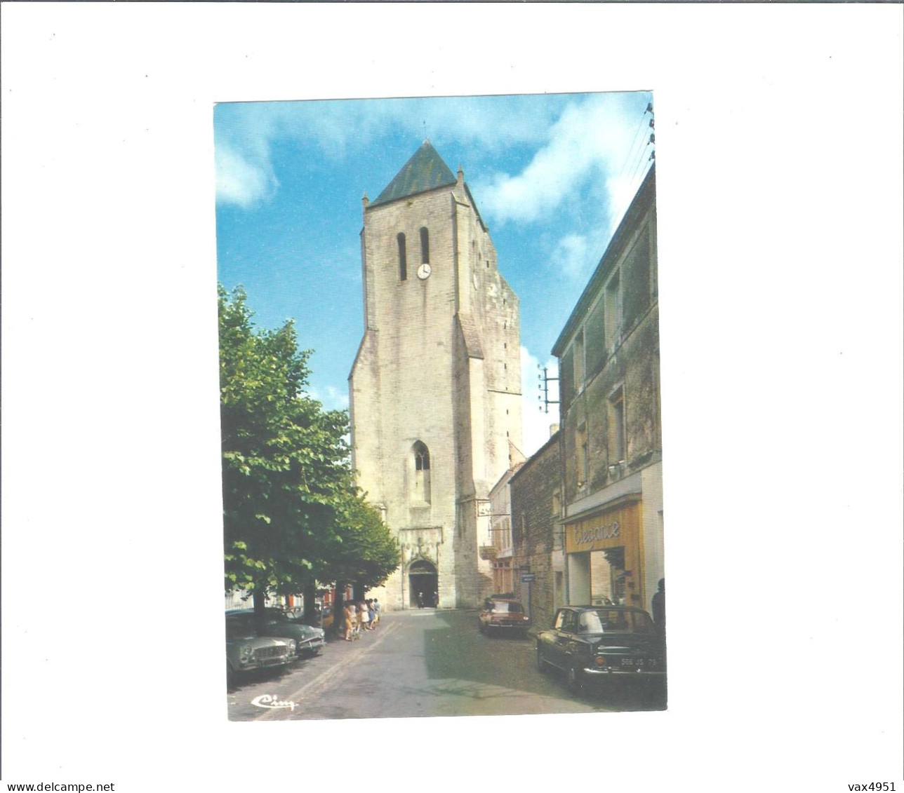 CELLES SUR BELLE L EGLISE ABBATIALE ROMANE NOTRE DAME          ** *     A  SAISIR **** - Celles-sur-Belle