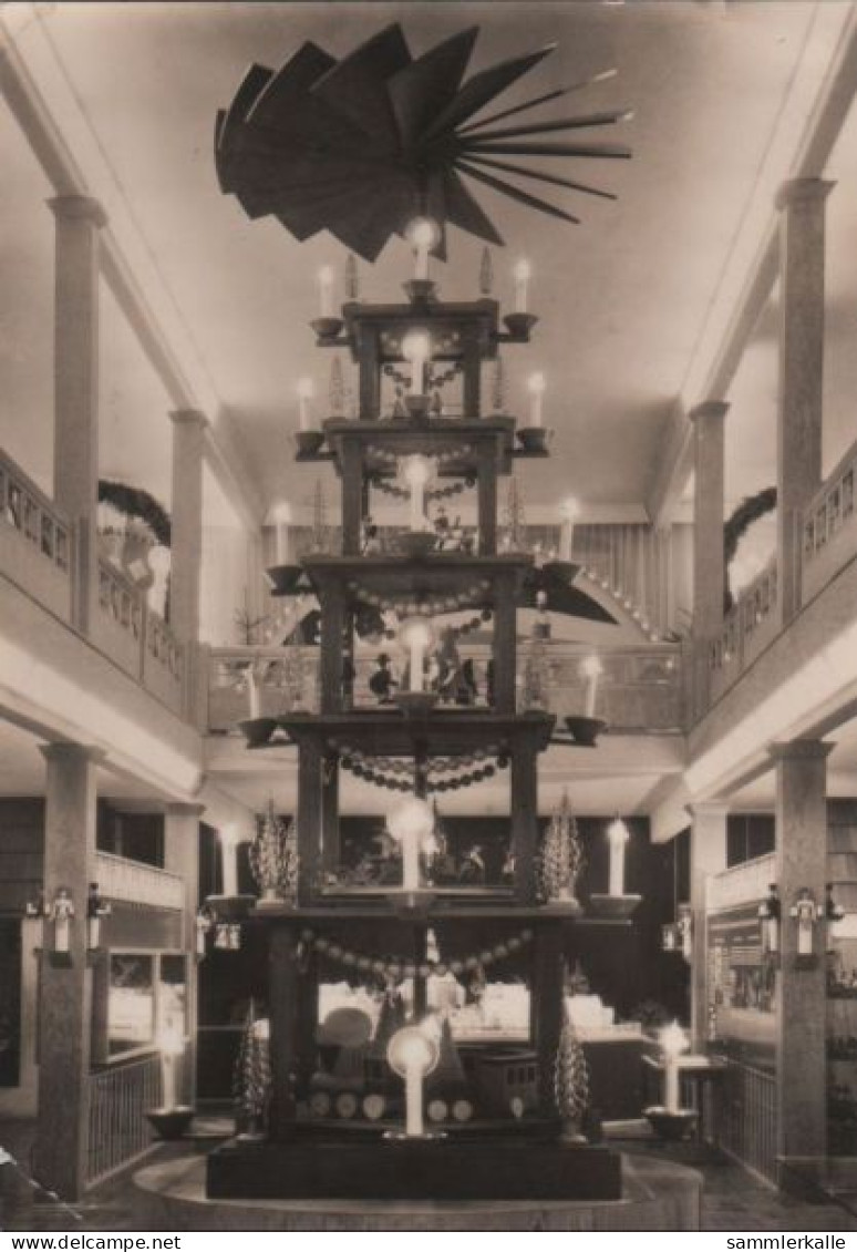 56403 - Seiffen - Grosse Pyramide Im Erzgeb. Spielzeugmuseum - 1970 - Seiffen