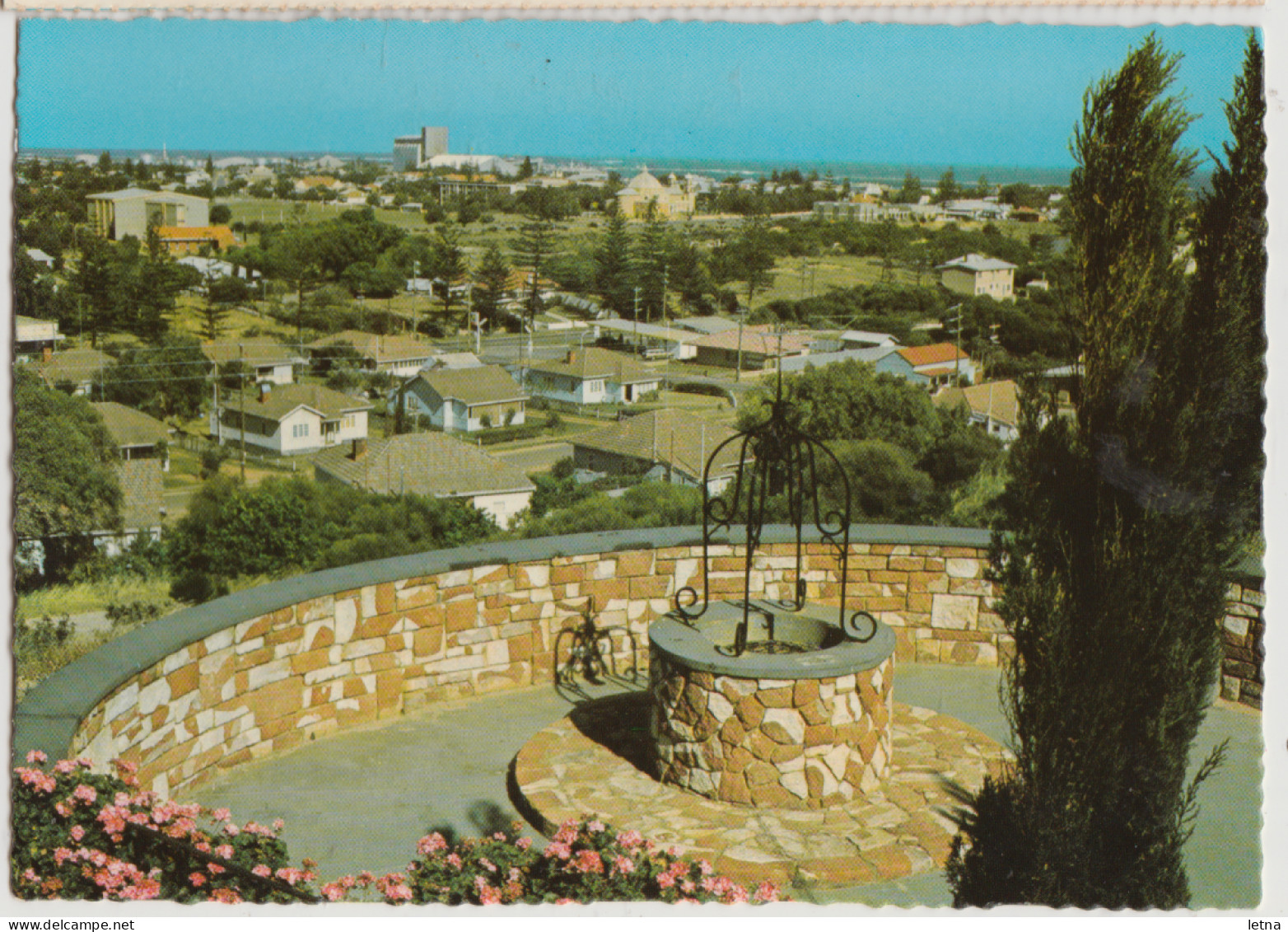 WESTERN AUSTRALIA WA Wishing Well & Panorama GERALDTON Murray Views W2D Postcard C1970s - Geraldton