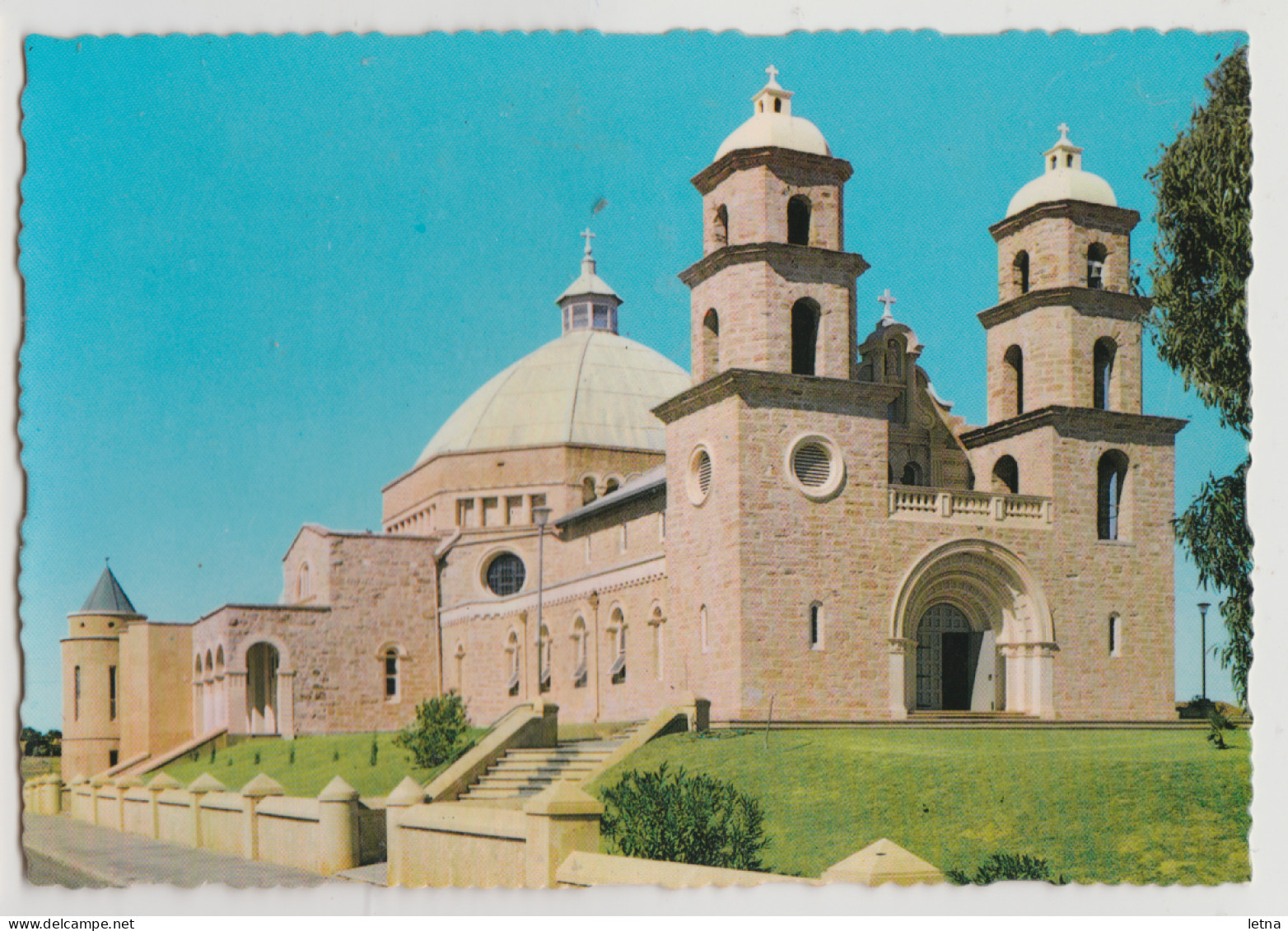 WESTERN AUSTRALIA WA St Francis Xavier Cathedral GERALDTON Murray Views W4B C1970s Postcard 2 - Geraldton