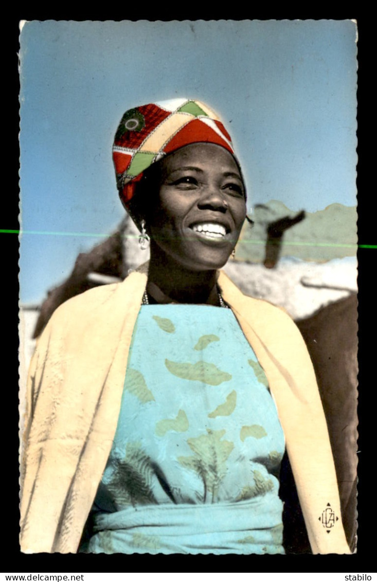 AFRIQUE NOIRE - JEUNE FILLE FOULBE - EDITEUR LA CARTE AFRICAINE - PHOTO ROBERT CARMET - Unclassified