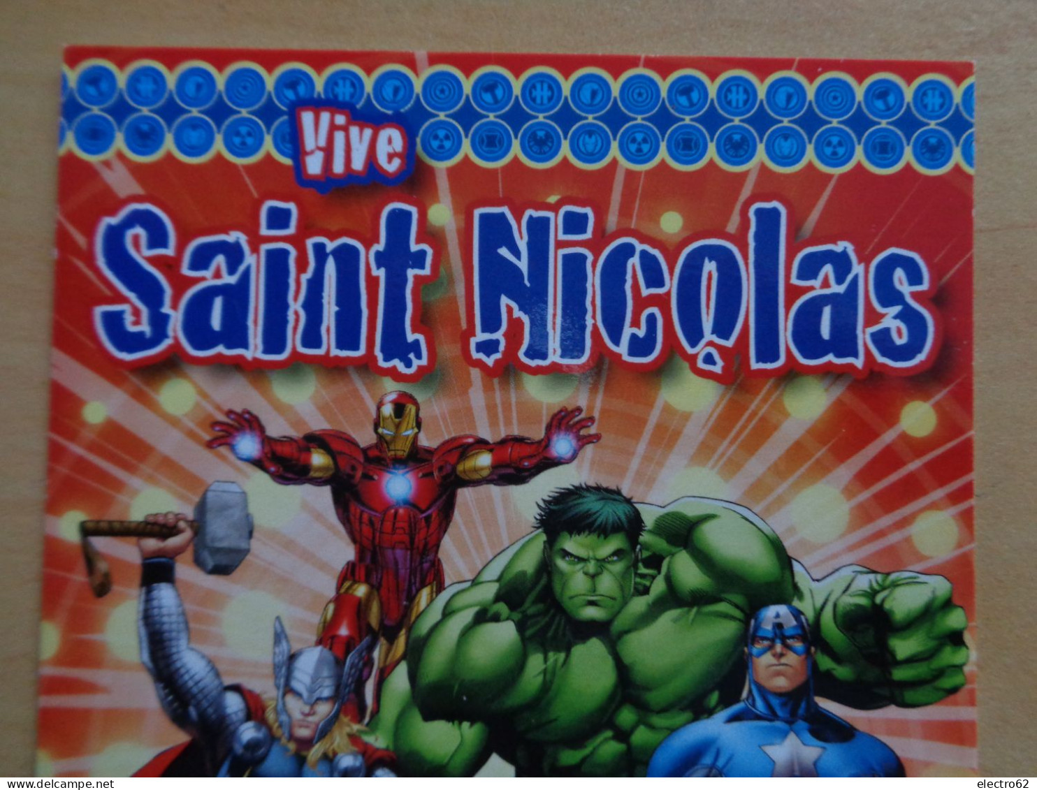 Carte Postale Saint Nicolas Marvel Avengers Thor Iron Man Hulk Captain America Comic Comico Tegneserie BD Bande Déssinée - Comics