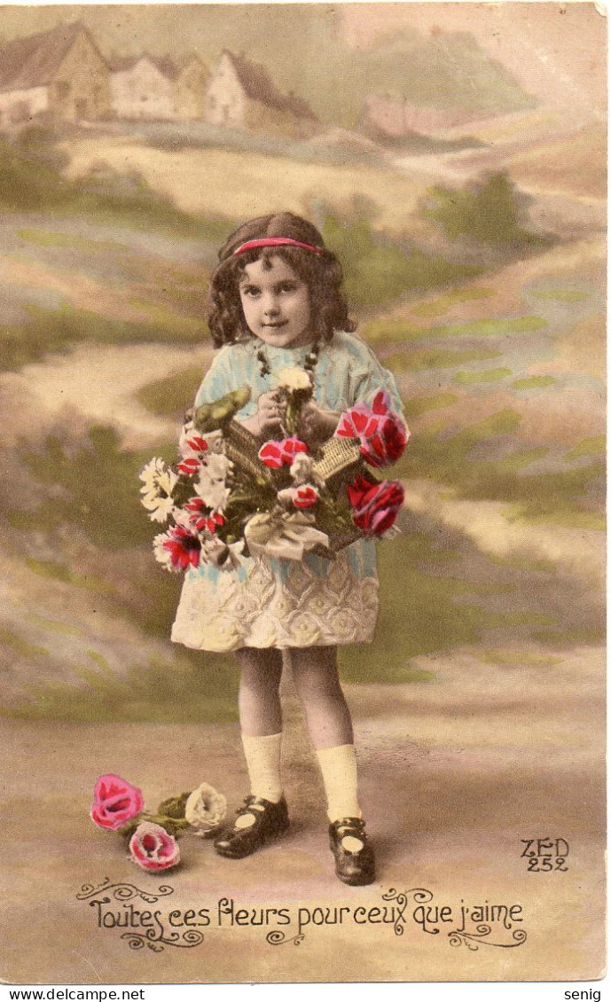 Fantaisie -Toutes Ces Fleurs Pour Ceux Que J'aime - Enfant - 252 - ZED - - Fête Des Mères