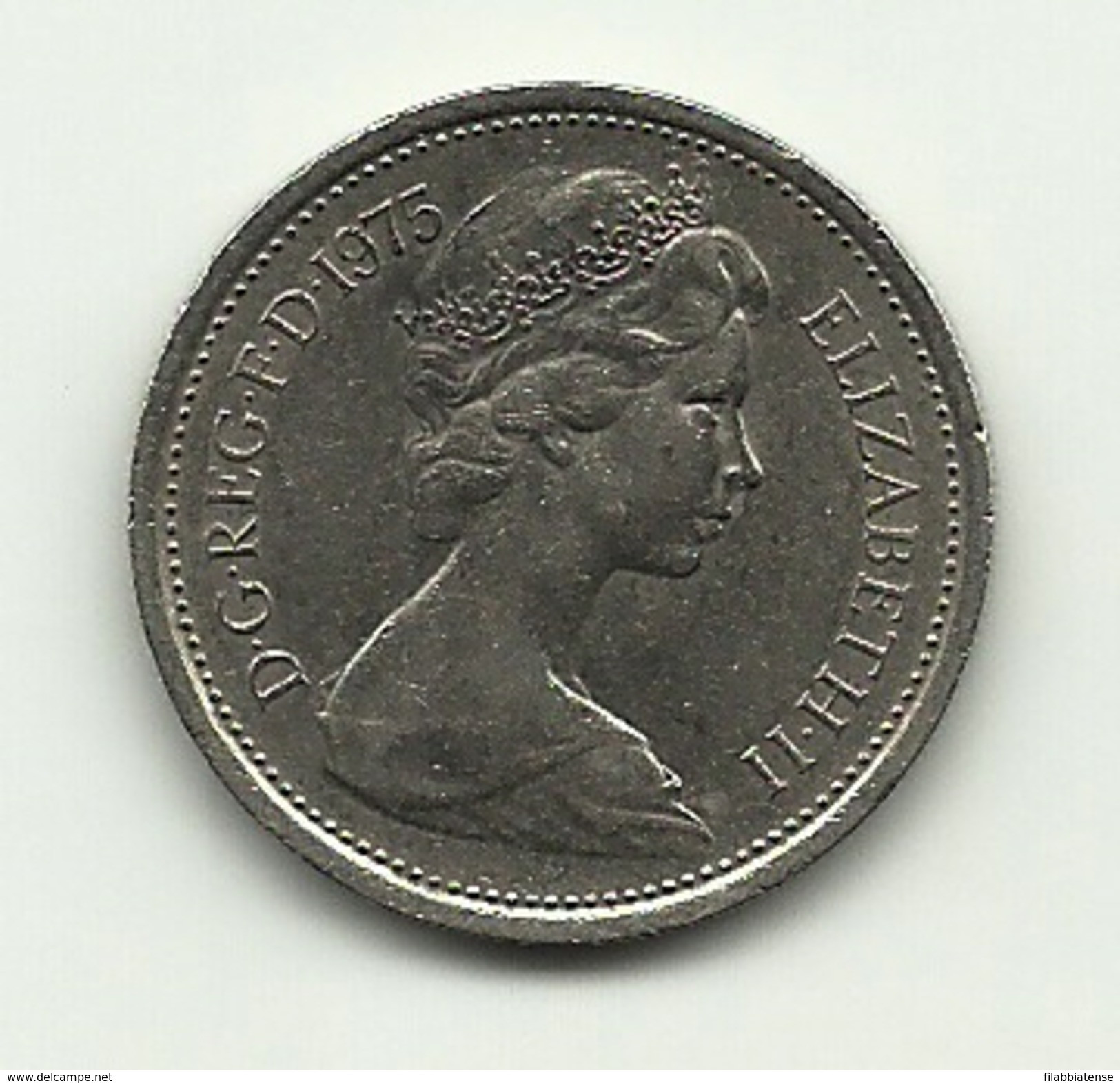 1975 - Gran Bretagna 5 New Pence     ---- - 5 Pence & 5 New Pence