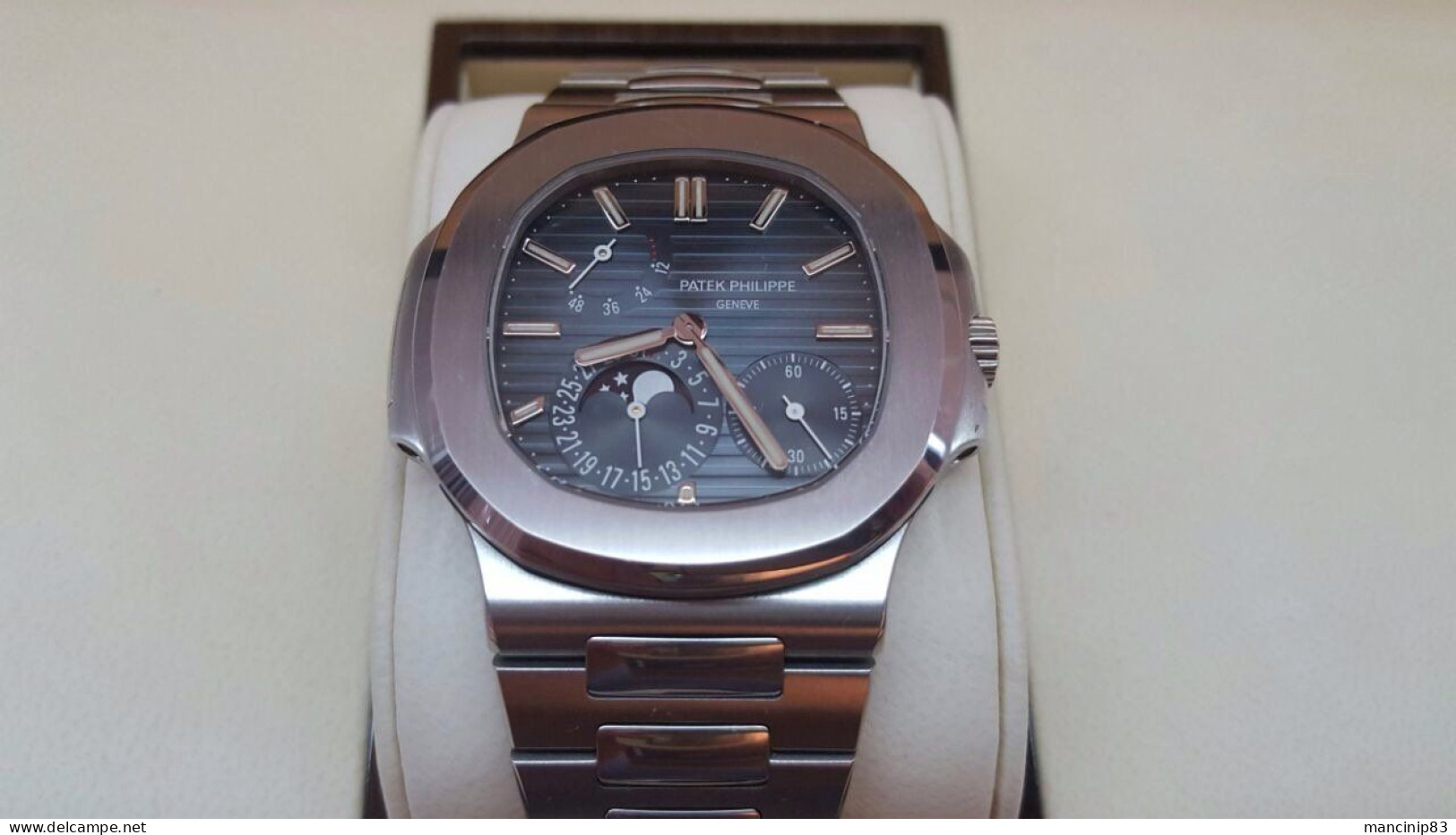 Patek Philippe Nautilus 2012