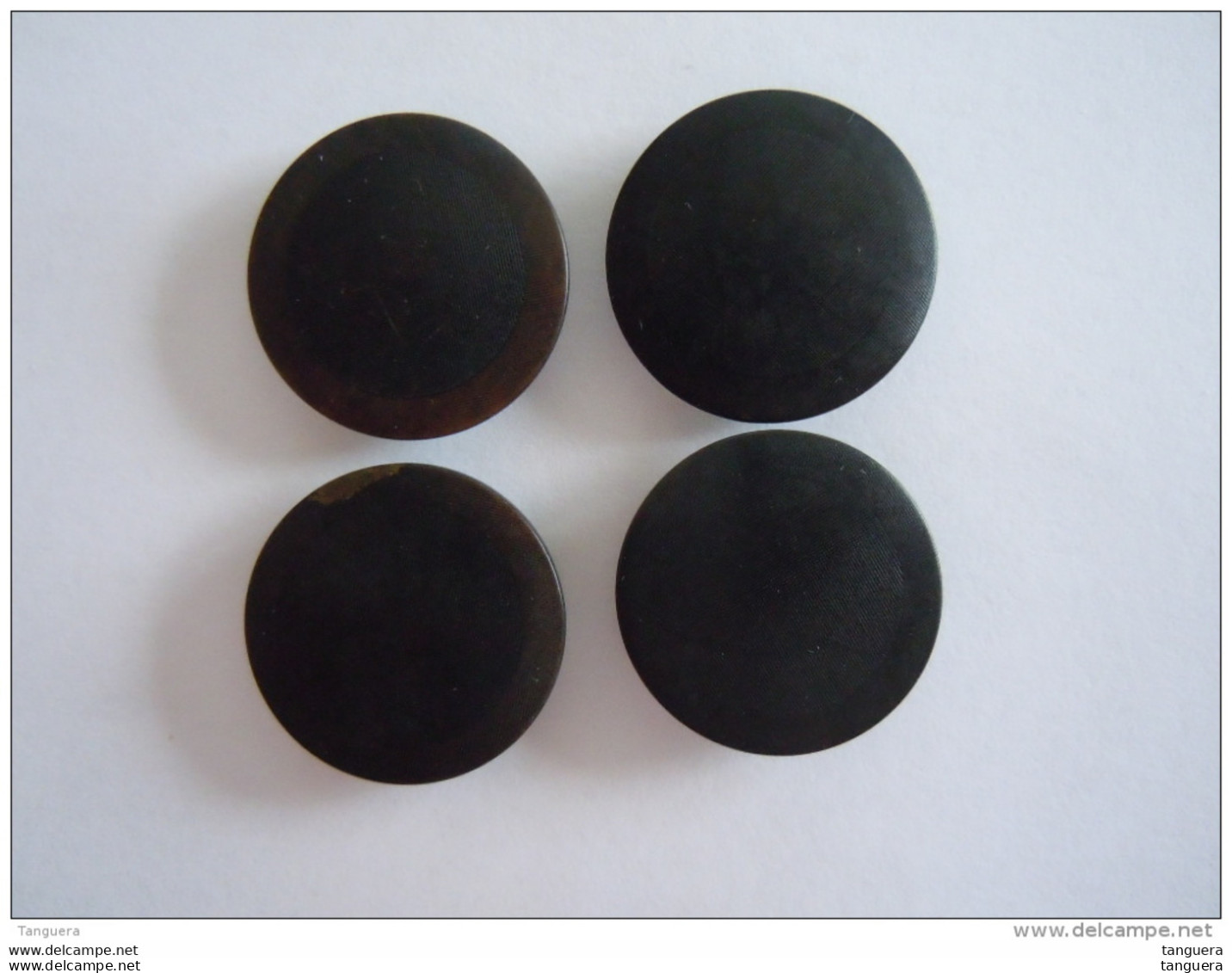 4 Knopen 4 Boutons Diam 2,2 Cm  Bakeliet Bakelite Zwart Noir - Boutons