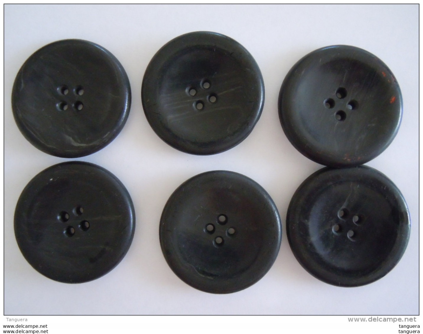 6 Knopen 6 Boutons  Bakeliet Bakelite Zwart Noir Diam  4 Cm - Boutons