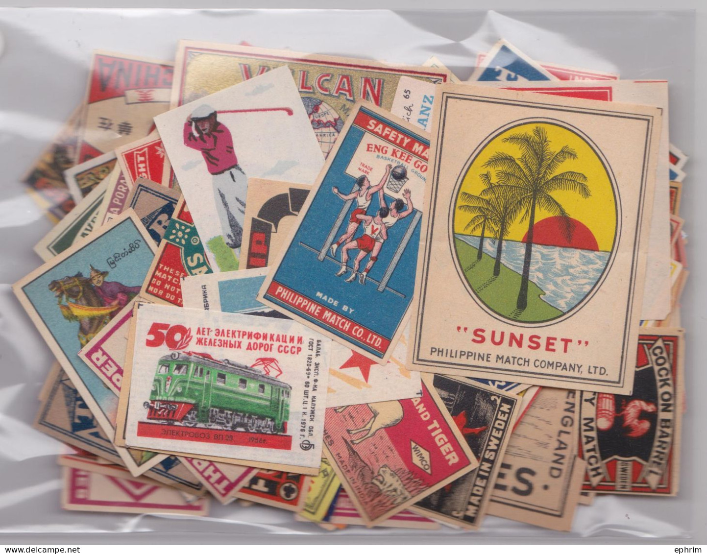 Lot De 250 Etiquettes Etiquette Ancienne Neuve De Boîte D'Allumettes Mint Old Matchbox Labels Label Sport Animal Railway - Matchbox Labels