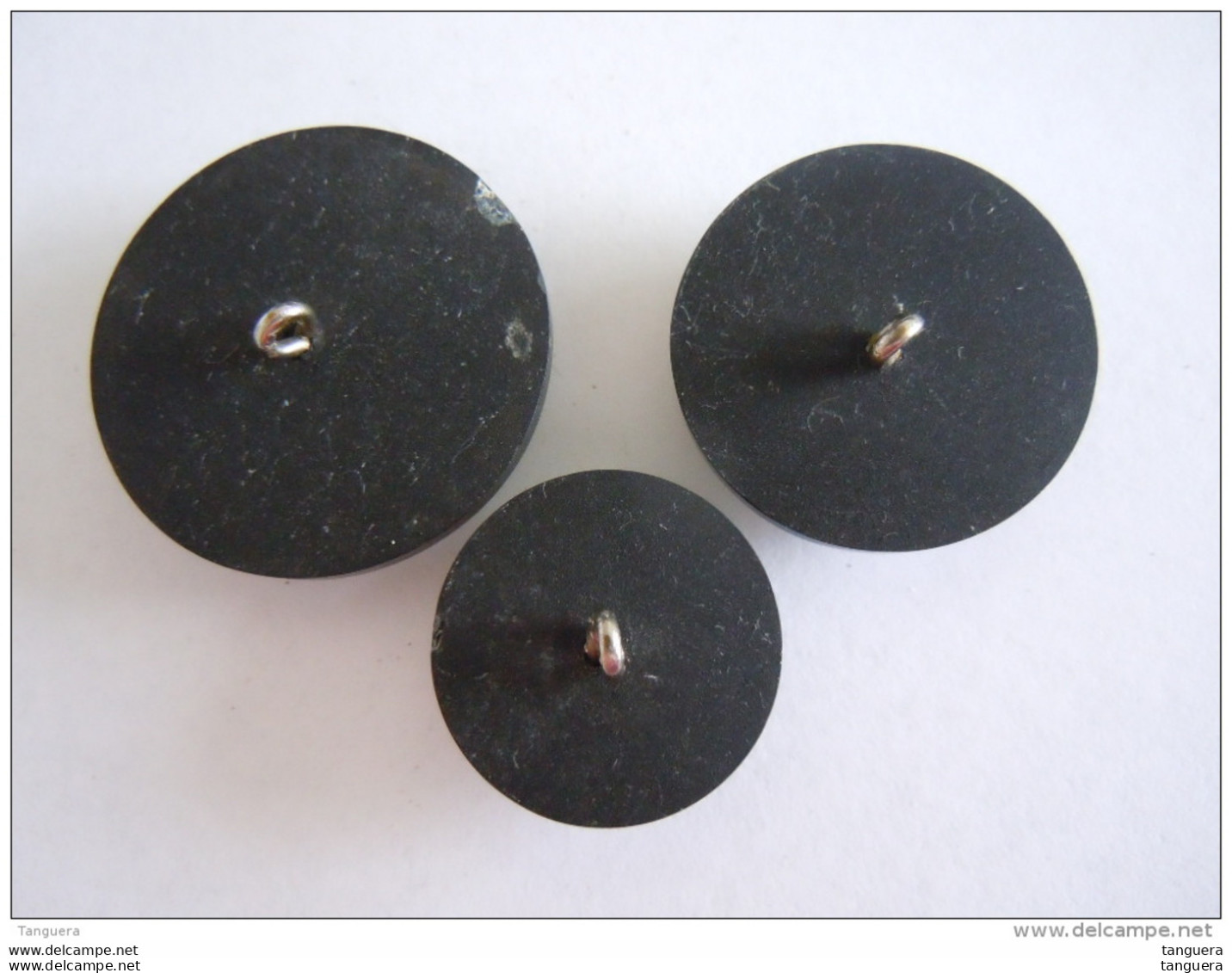 3 Vintage Knopen Zwart Bakeliet Bakelite 3 Boutons Noir  3 + 2,5 + 2 Cm - Boutons