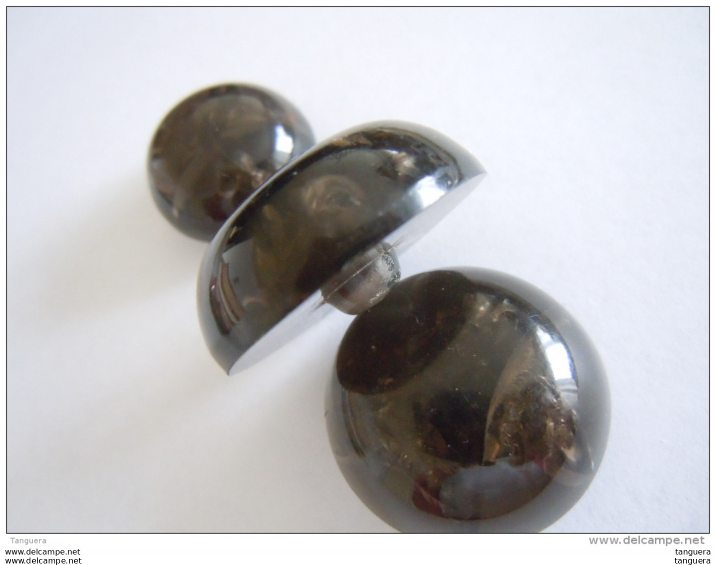 3 Vintage  Knopen Zwart-grijs Transparant Plastic 3 Boutons Noir-gris 2,80 + 2.50 + 2 Cm - Buttons