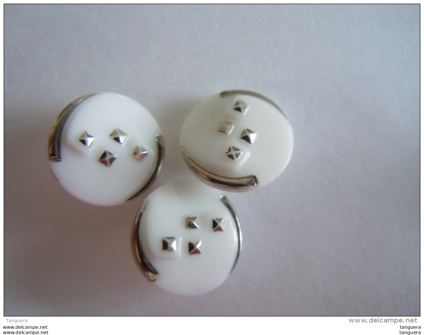 3 Vintage Knopen Wit Blanc Glas Verre 3 Boutons  1,4  Cm - Buttons