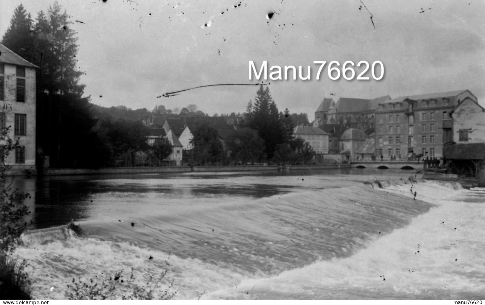 Plaque De Verre : Bar Sur Seine , Le Déversoir Et Les Moulins . - Glass Slides