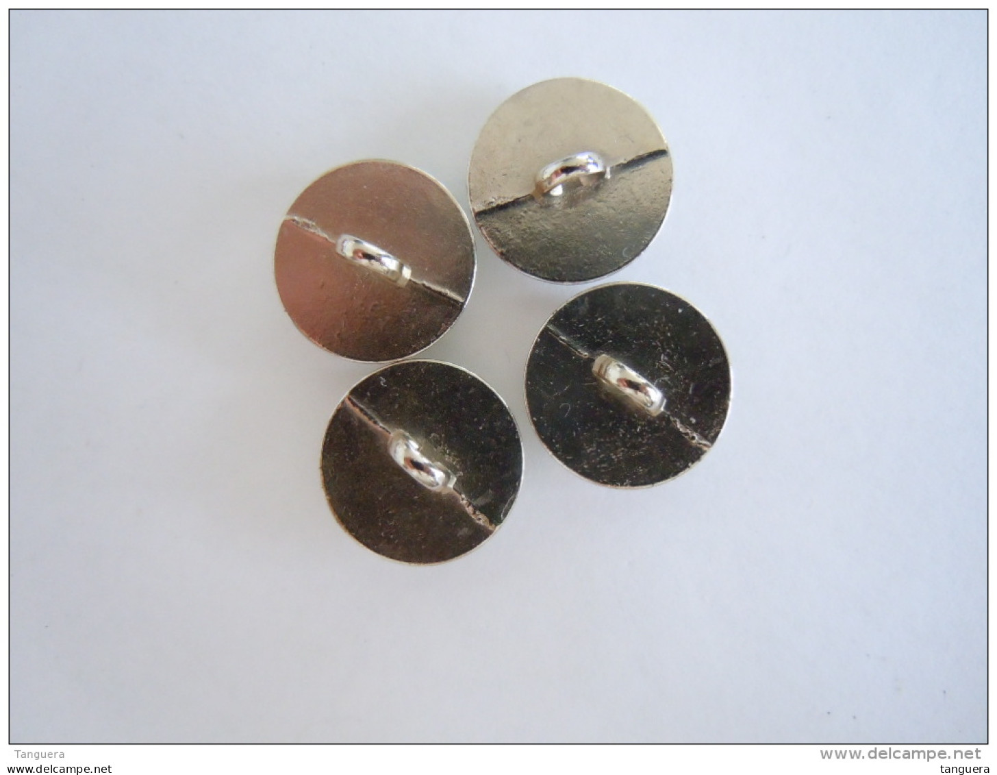 4 Knopen Buttons Bouton "State Of Claude Montana" - Boutons