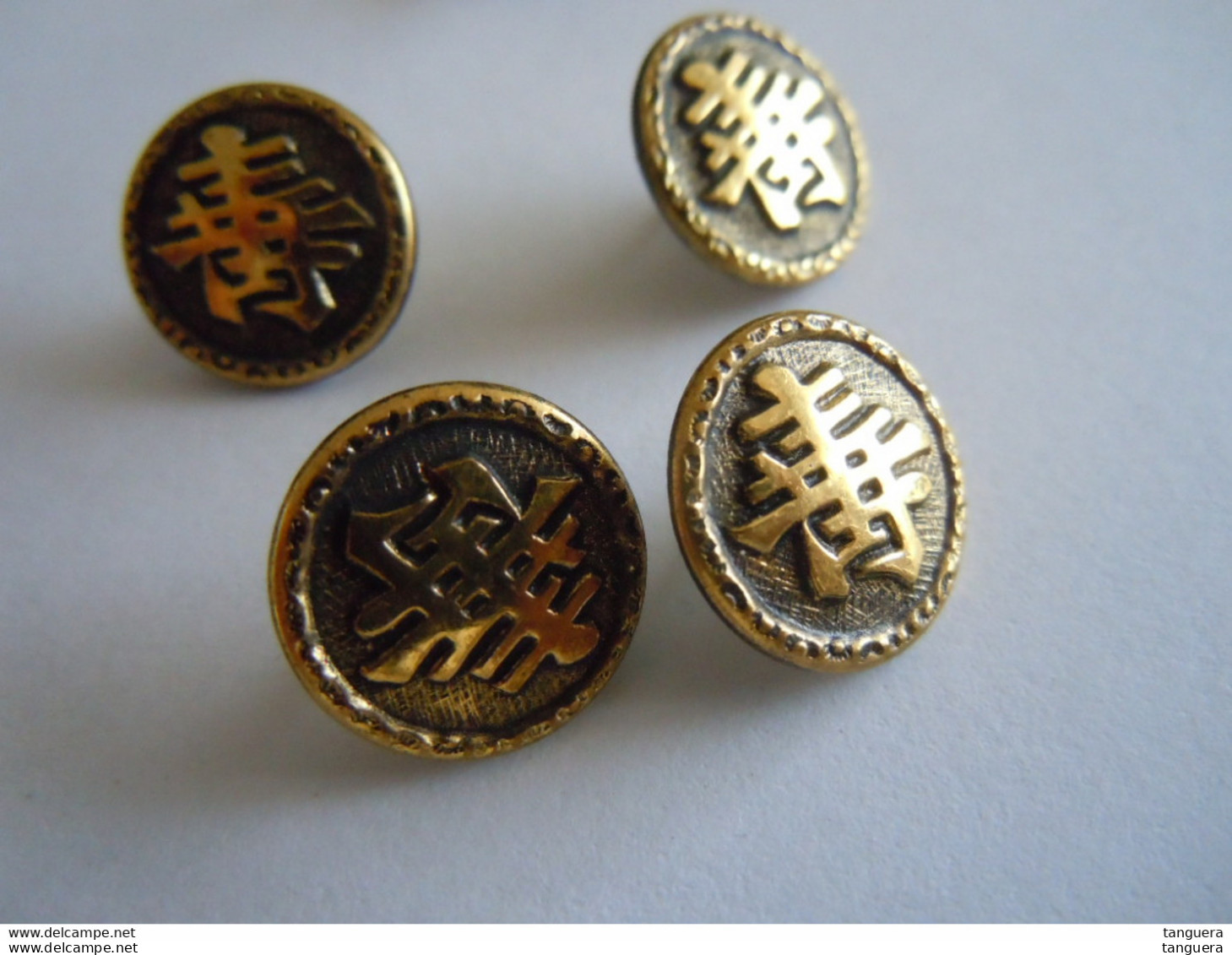 Vintage Lot De 4 Boutons En Metal 4 Knopen Metaal Diam. 1,4 Cm - Buttons