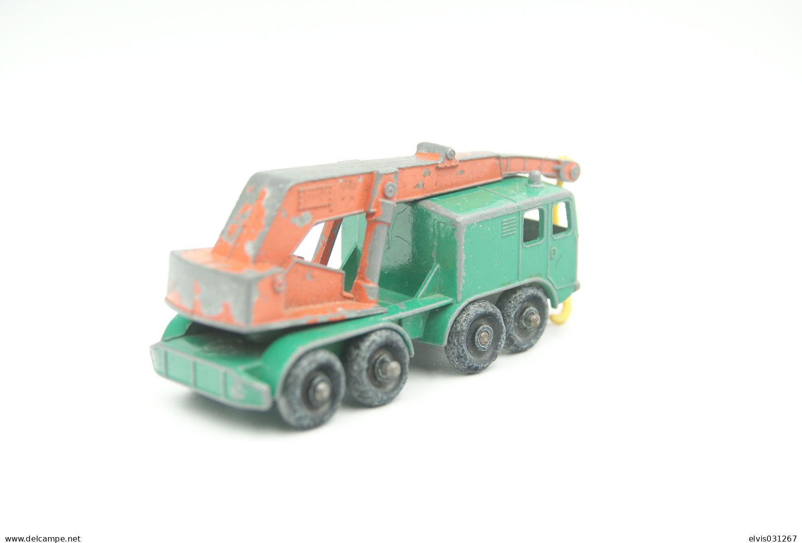 Matchbox Lesney 30C2 EIGHT WHEEL CRANE TRUCK - Regular Wheels, Issued 1965, Scale 1/64 - Matchbox (Lesney)