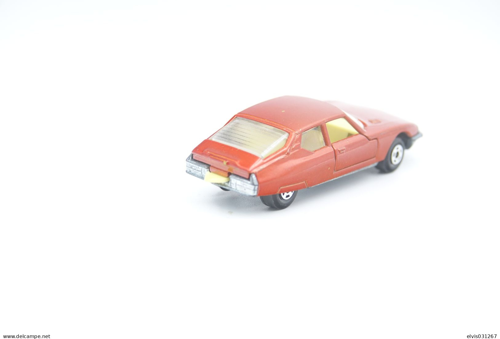 Matchbox Lesney MB51-B4 Citroen S.M., Issued 1972, Scale : 1/64 - Lesney