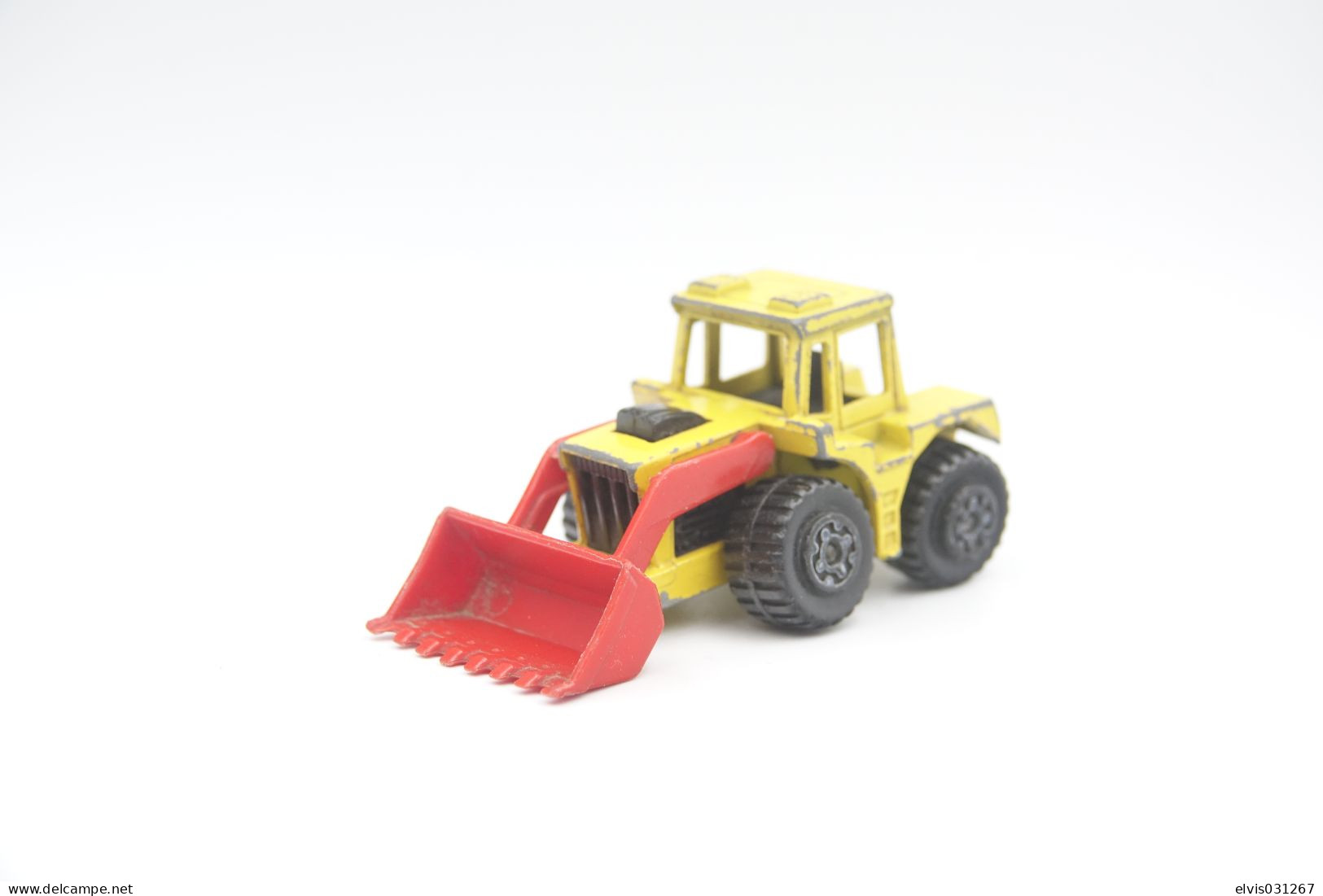 Matchbox Lesney MB29-C5 TRACTOR SHOVEL, Issued 1976, Scale : 1/64 - Matchbox (Mattel)