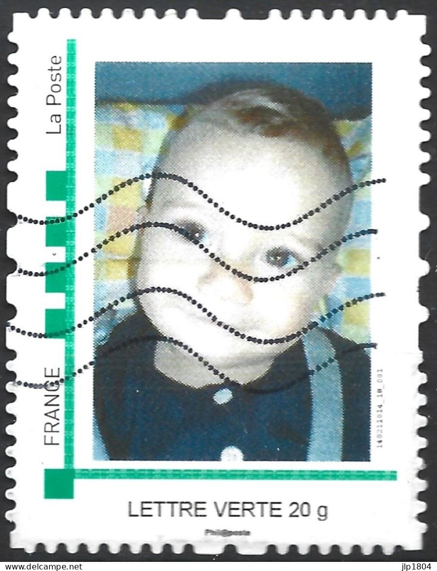 Montimbramoi Bébé - Lettre Verte - Timbre Sur Support - Used Stamps