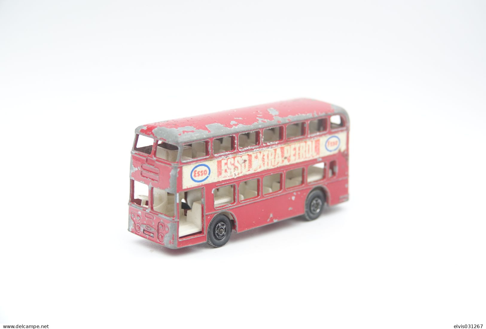 Matchbox Lesney MB74-A1 Daimler Bus, Issued 1970, Scale : 1/64 - Lesney