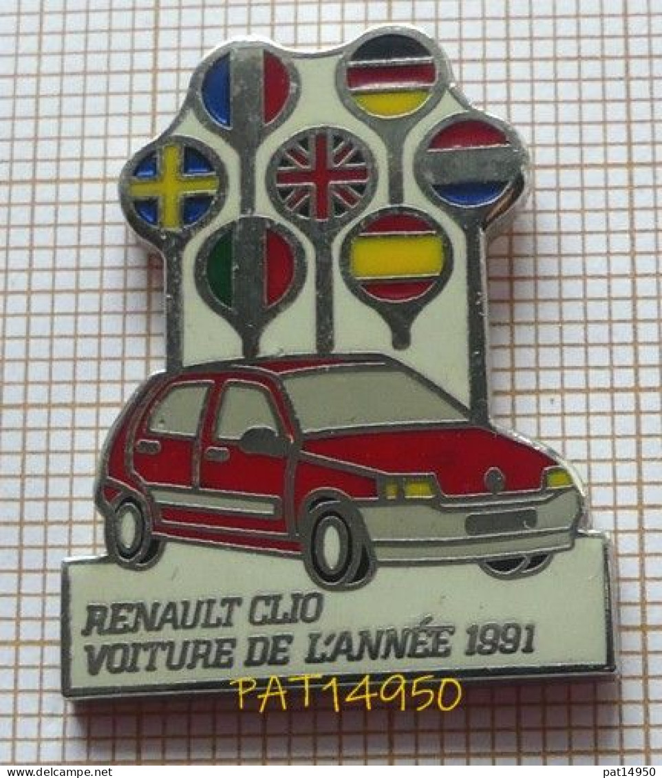 PAT14950 RENAULT CLIO ROUGE VOITURE DE L'ANNEE 1991 En Version ZAMAC SOFREC - Renault