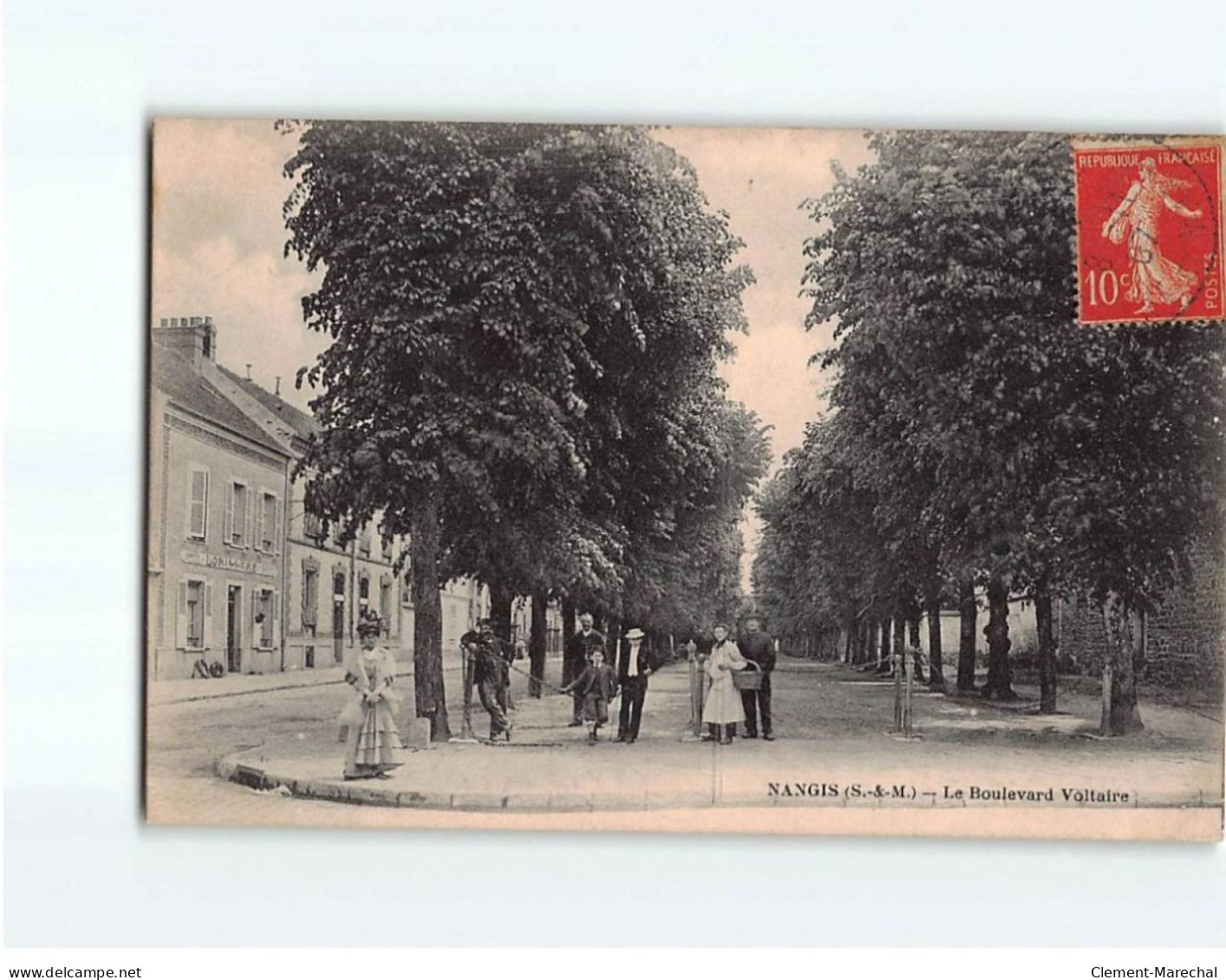 NANGIS : Le Boulevard Voltaire - Très Bon état - Nangis