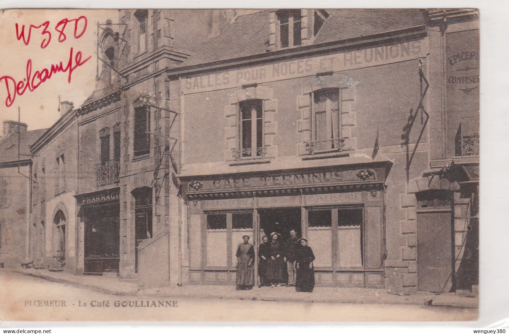 56 PLOEMEUR.   Le Café GOULLIANE. ...avec Son Personnel.     TB PLAN   1928     RARE - Ploemeur