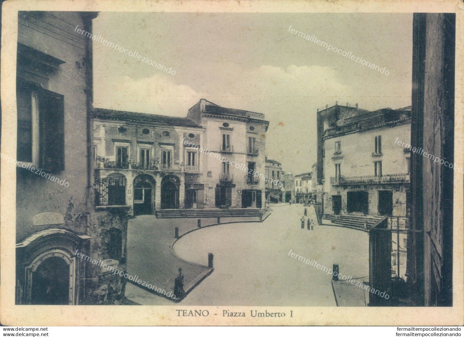 T317 Cartolina Teano  Piazza Umberto I Provincia Di Caserta - Caserta