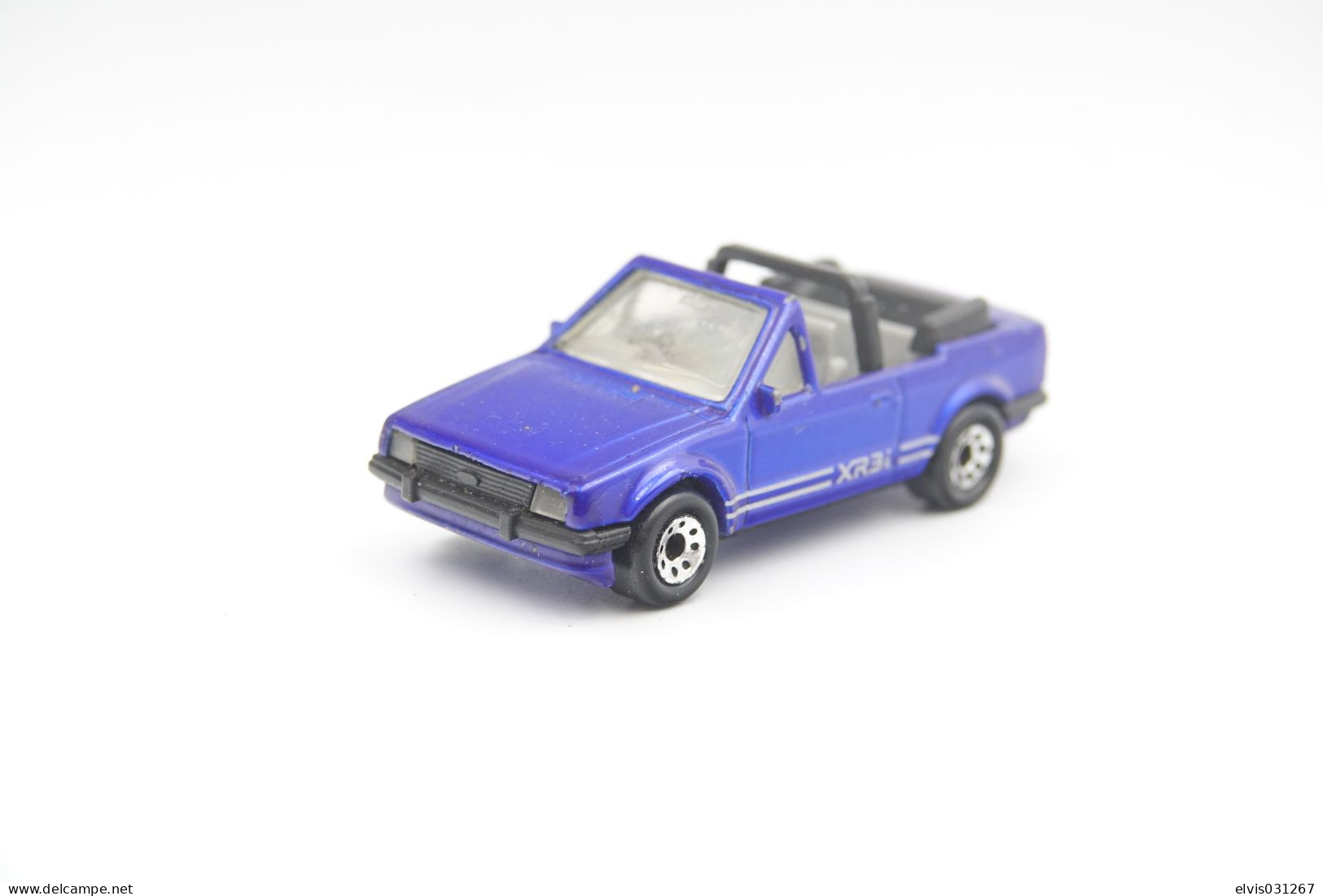 Matchbox Lesney MB37 Ford Escort XR3i Cabrio, Issued 1985, Scale : 1/64 - Lesney