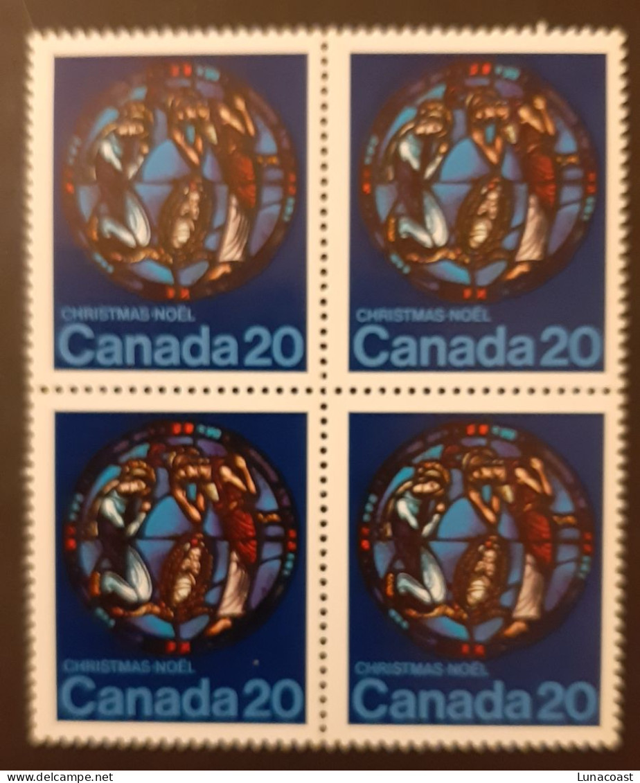 Canada 1976 MNH Sc #699**  4 X 20c Block, Christmas 1976 - Neufs