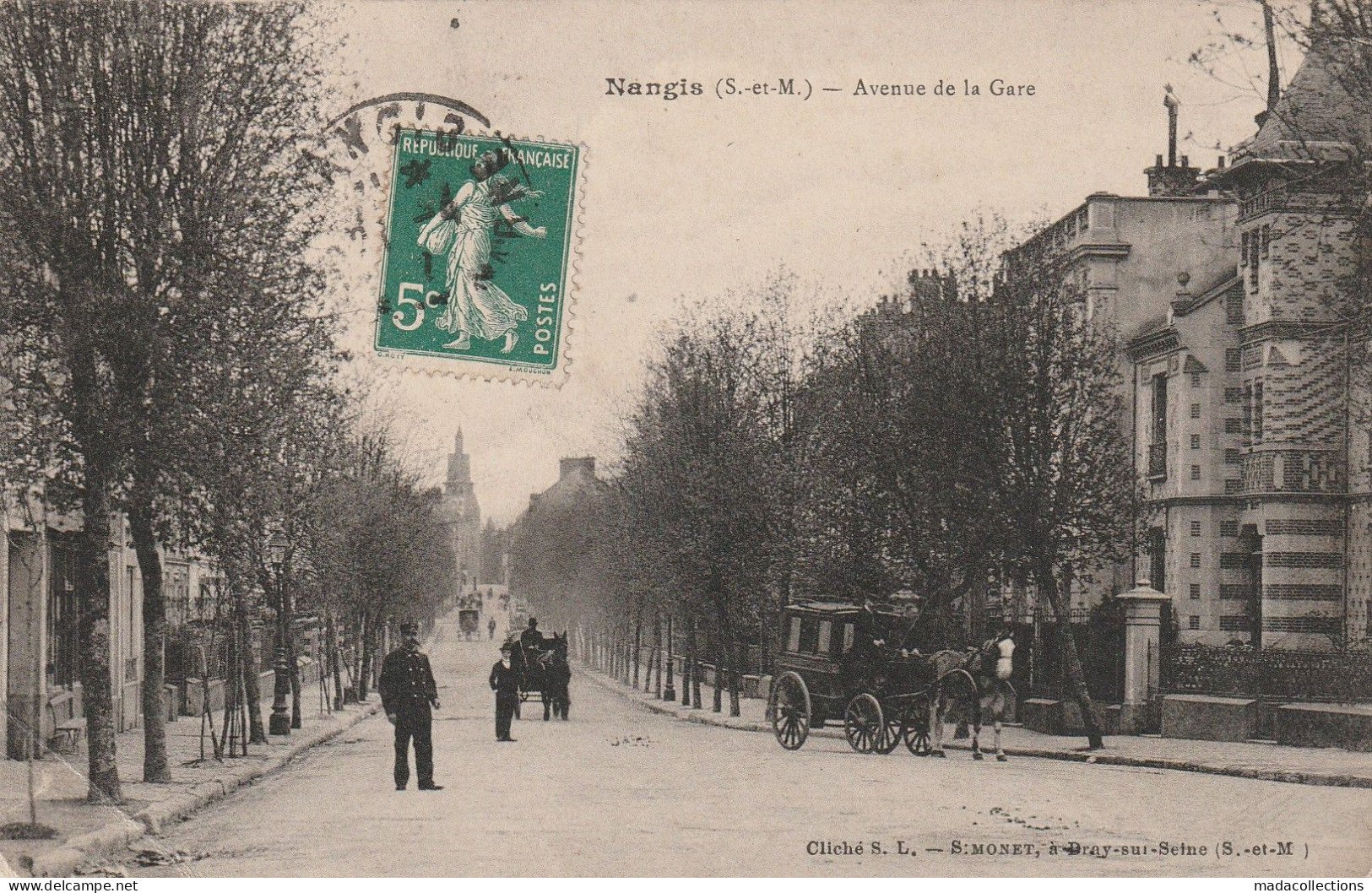 Nangis (77 - Seine Et Marne)  Avenue De La Gare - Nangis