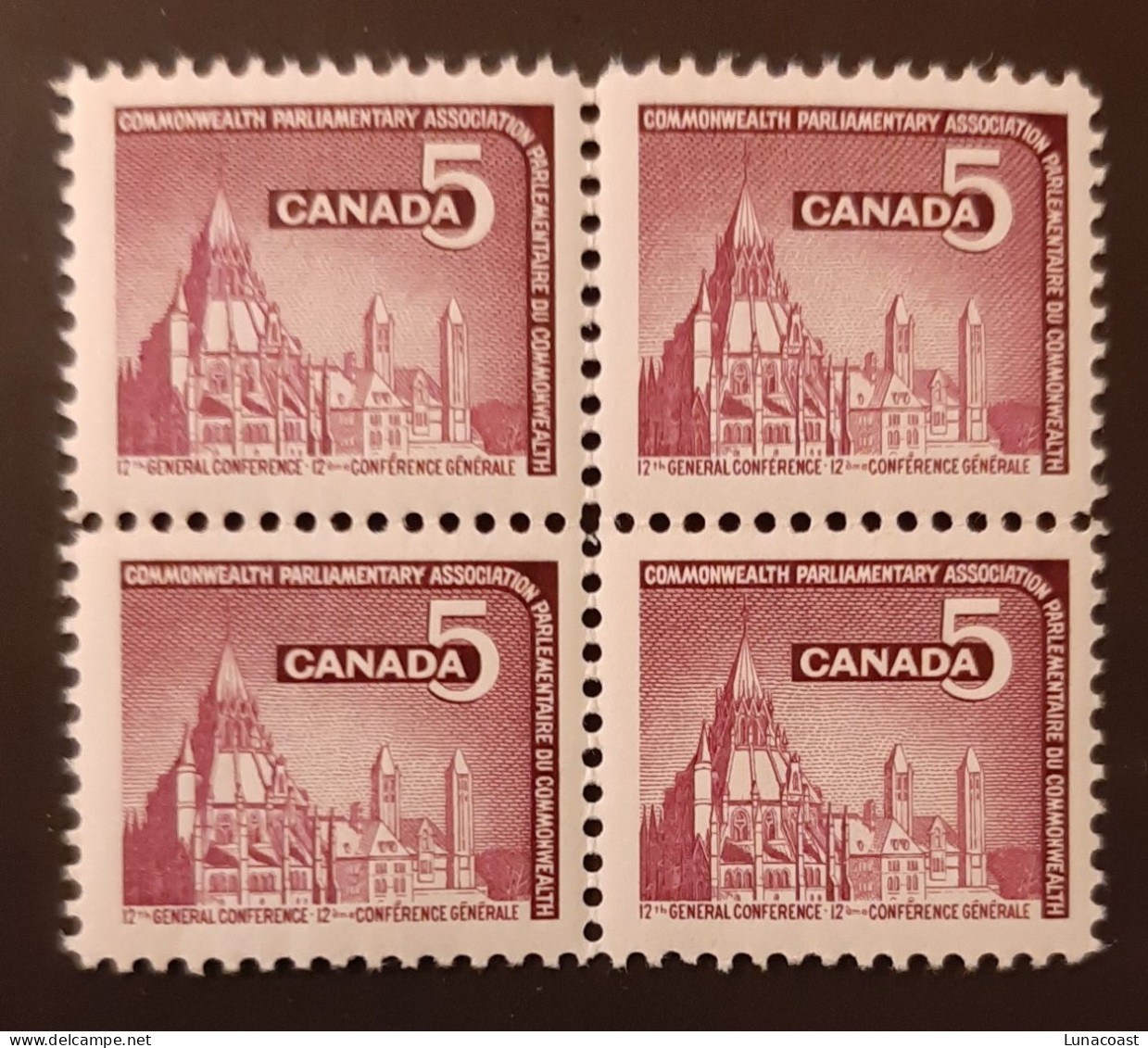 Canada 1966 MNH Sc #450**  4 X 5c Block, Parliamentary Library - Unused Stamps