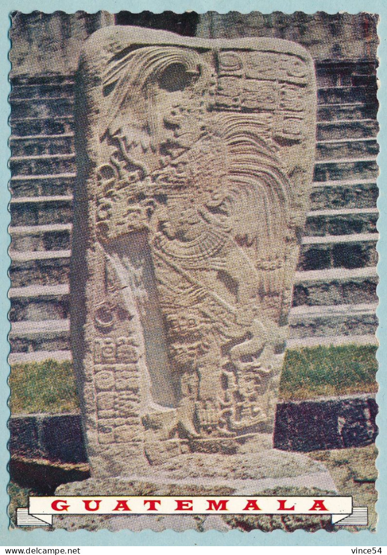 Estela Maya (Ruinas Ceibal, Péten) - Guatemala