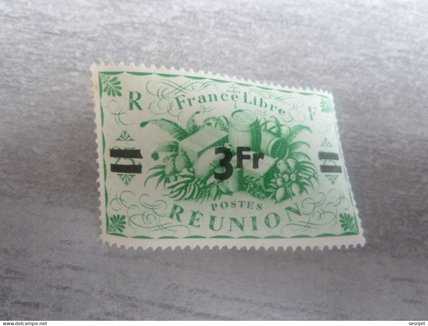 Série De Londres - France-Libre - Réunion  - 3f. S. 25c. - Yt 257 - Vert-jaune - Neuf Sans Trace  - Année 1945 - - Unused Stamps