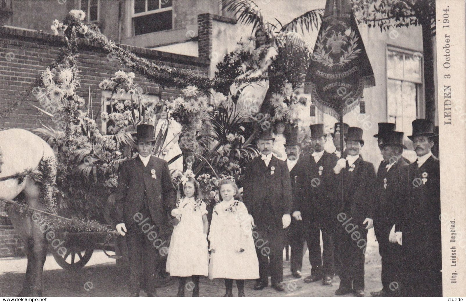 Leiden 3 October 1904 Celebration Close Up Horse Cart Officials And Girls - Leiden