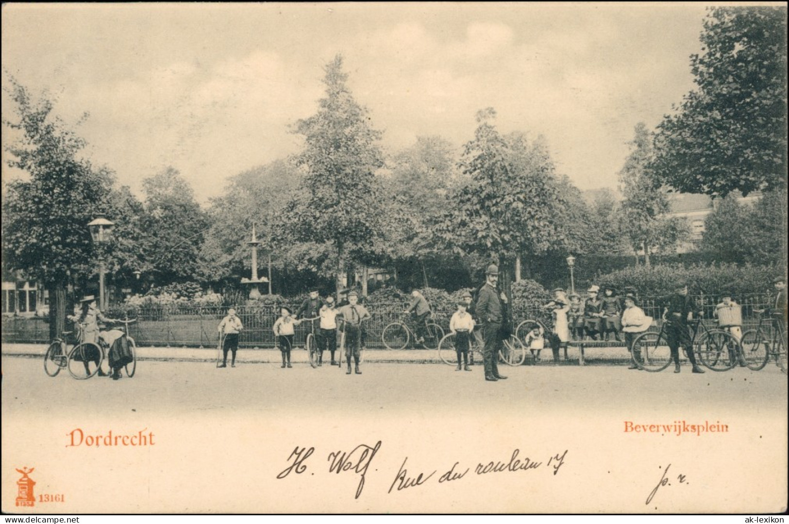 Postkaart Dordrecht Straßenpartie - Fahrräder - Beverwijksplein 1915  - Dordrecht