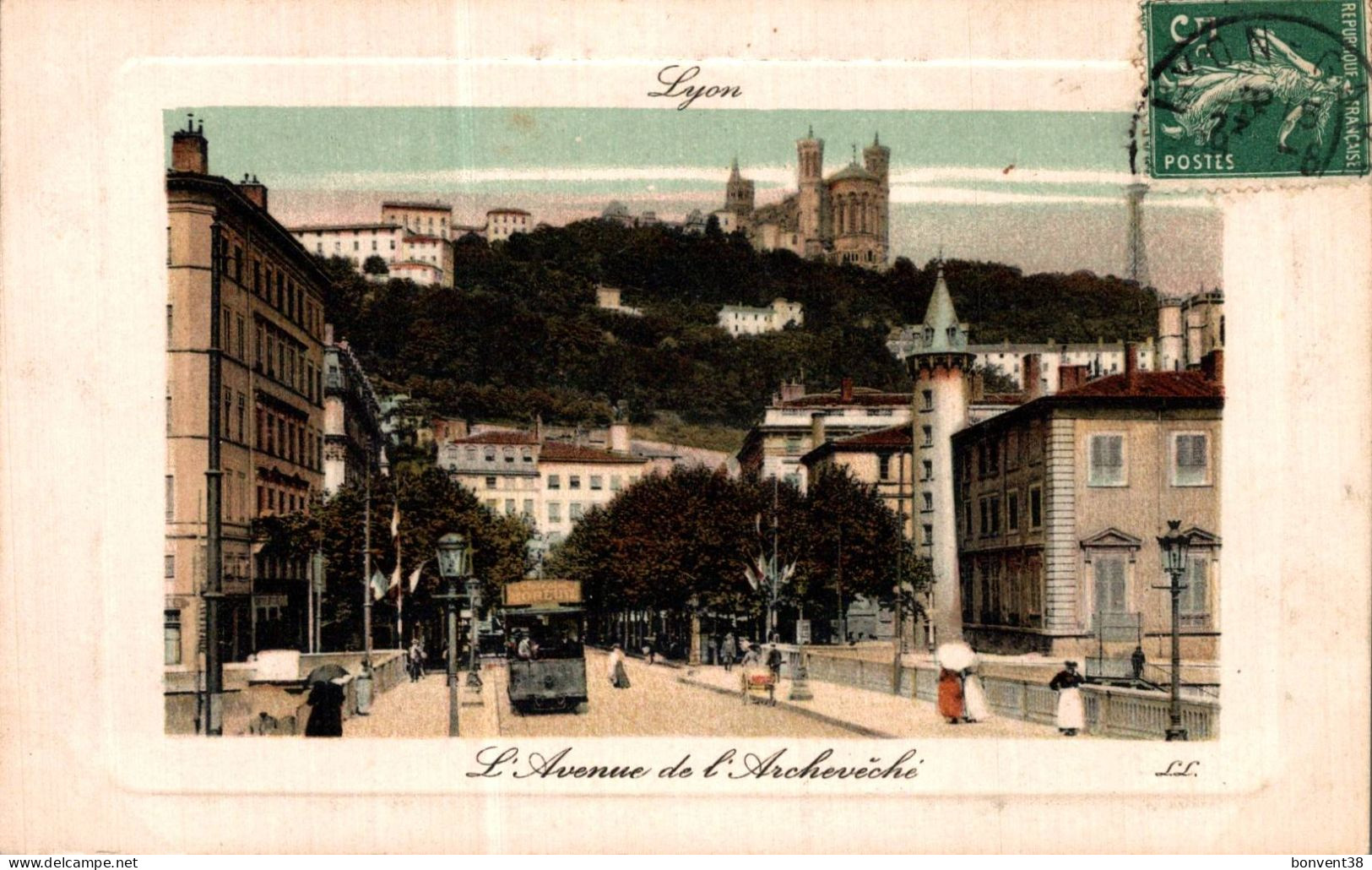 K2403 - L'Avenue De L'Archevêché - D69 - Lyon 5