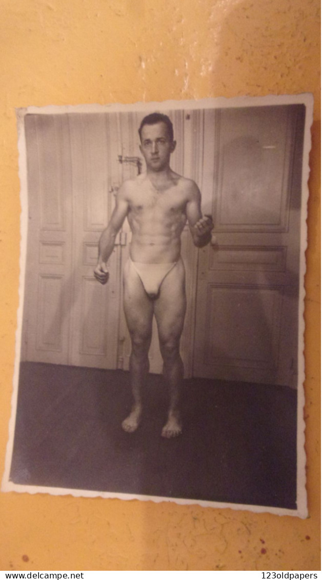 CIRCA 1935 Bodybuilder Beefcake Gay Int Interest Nude Male Men Man Homme Bodybuilding Culturisme Musculation Photo - Unclassified
