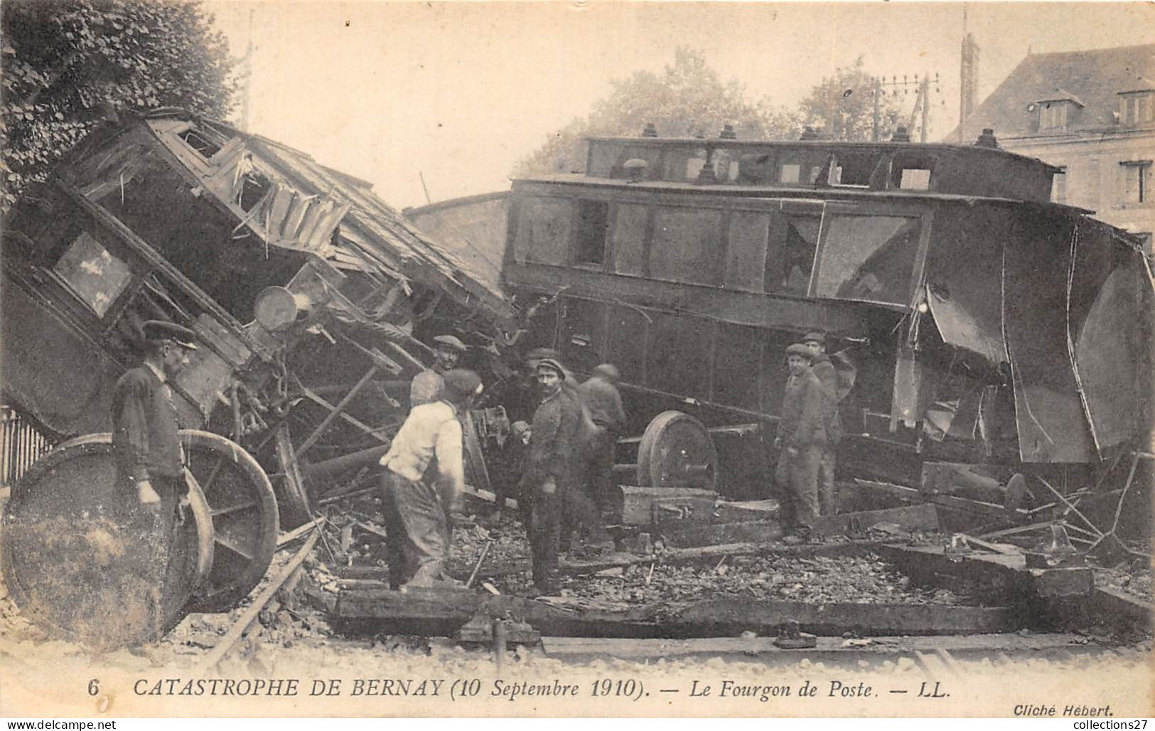 27-BERNAY- CATASTROPHE DE BERNAY SEP 1910-  LE FOURGON DE POSTE - Bernay