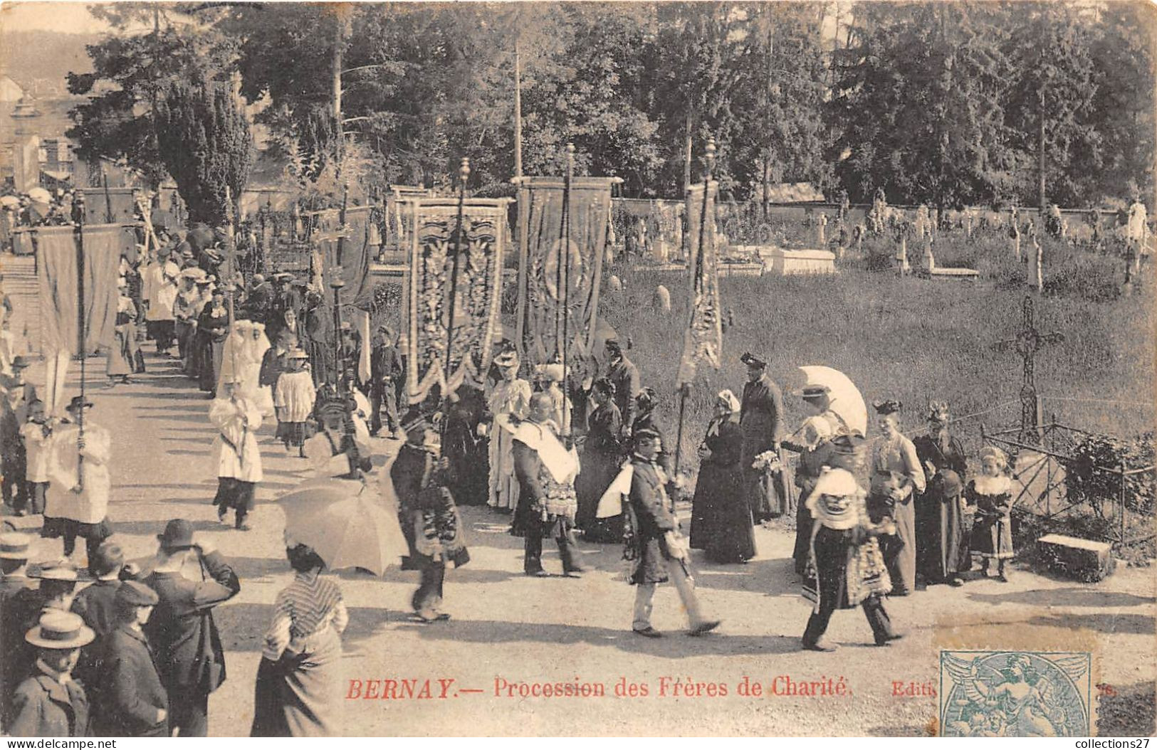 27-BERNAY- PROCESSION DES FRERES DE CHARITE - Bernay