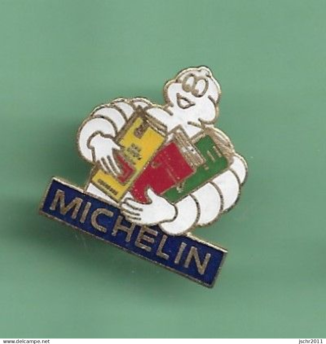 Pin's MICHELIN *** BIBENDUM N°1 *** WW02 (18-1) - Marques