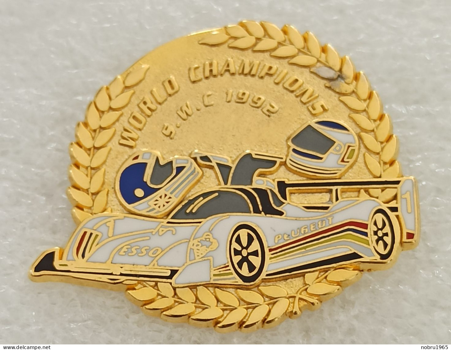 Pin's Badge Pin Peugeot SWC World Champion 1992 - Peugeot