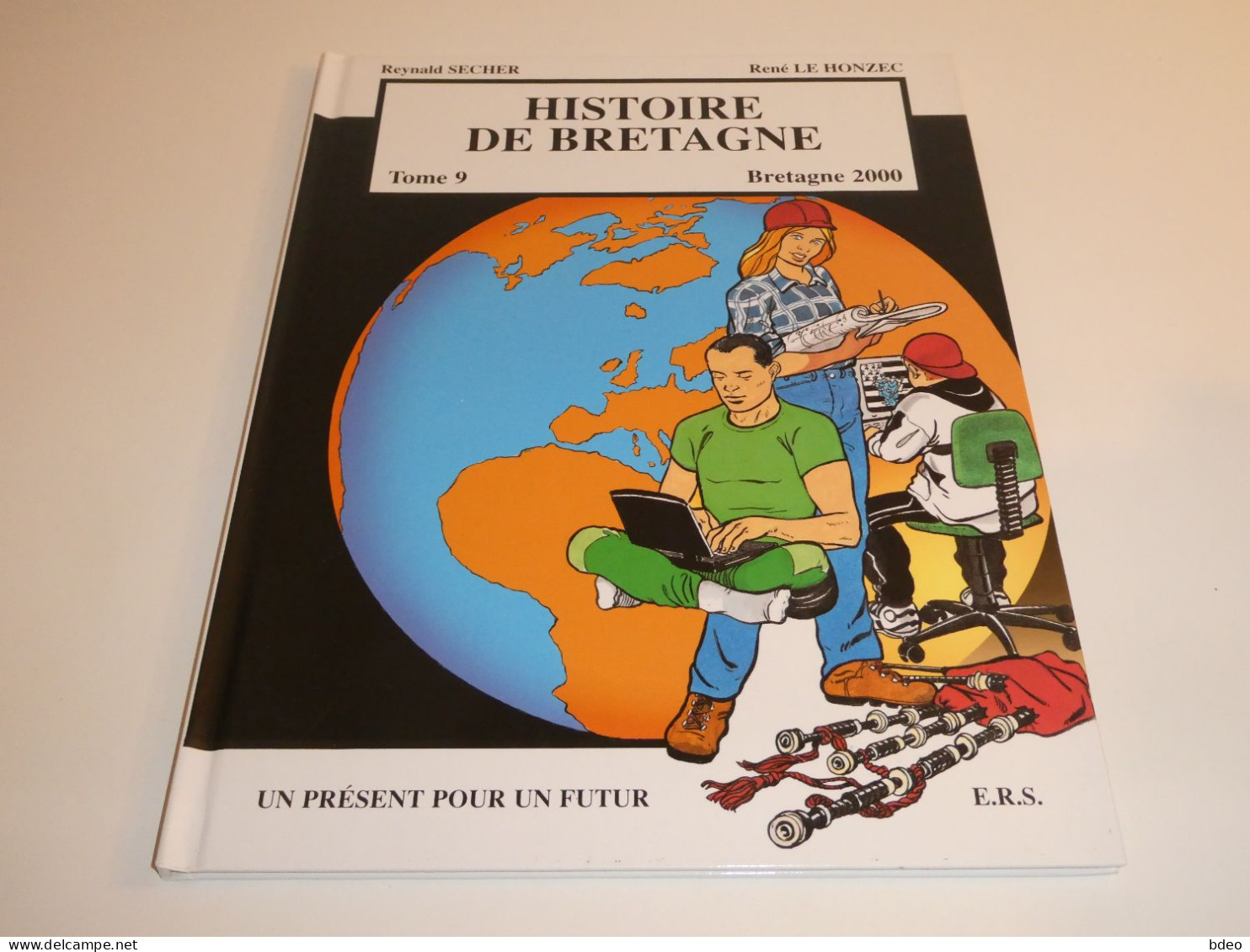 LOT HISTOIRE DE BRETAGNE TOMES 3/7/8/9/10 / TBE