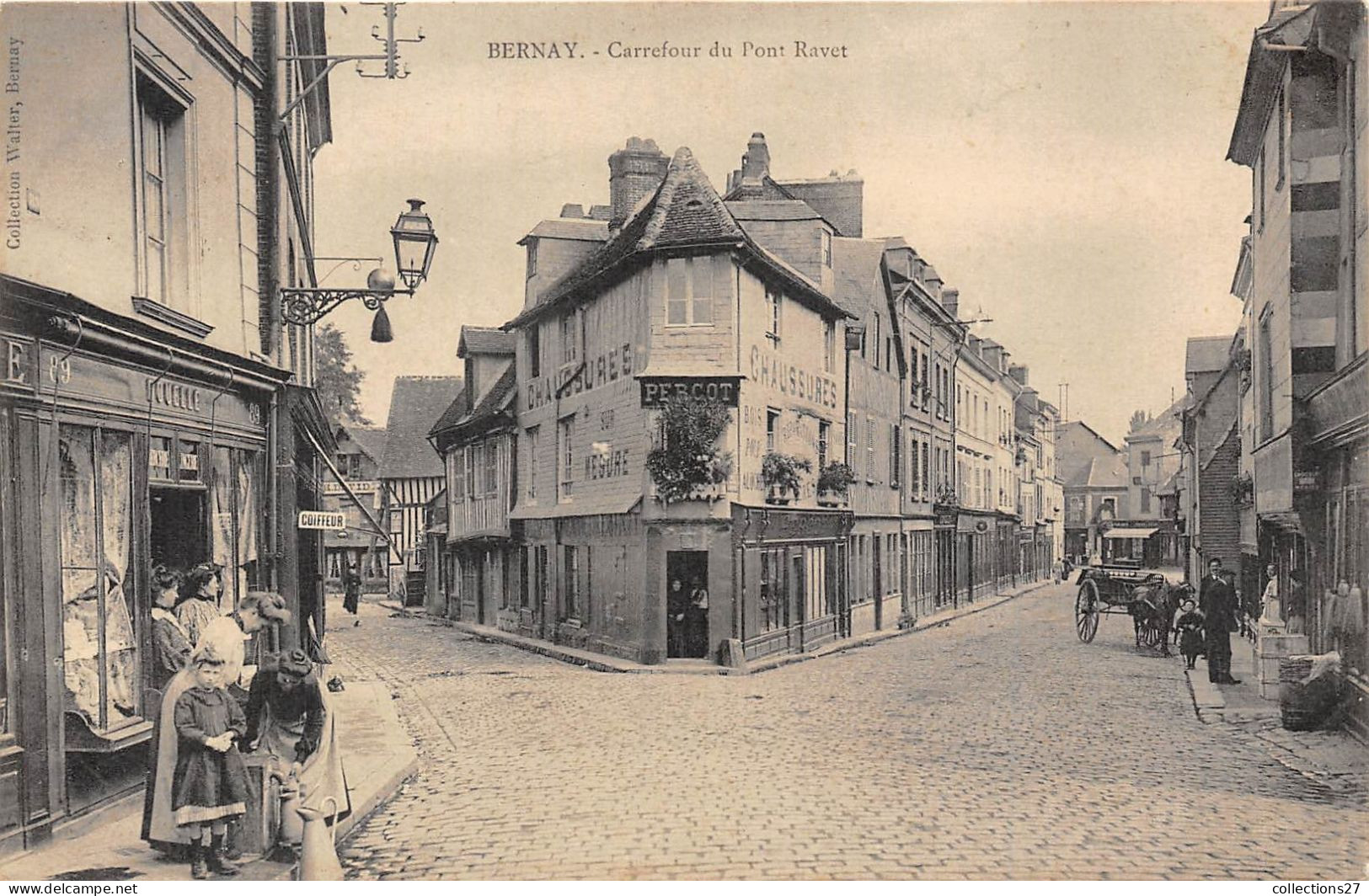 27-BERNAY- CARREFOUR DU PONT RAVET - Bernay