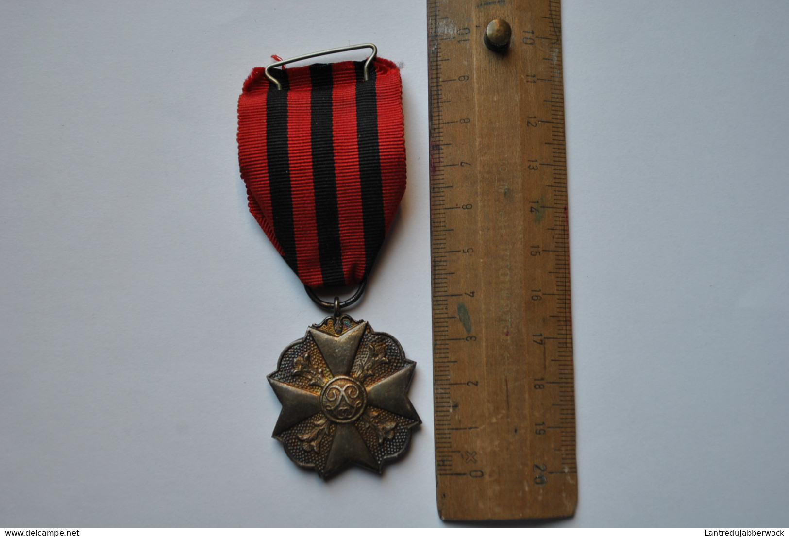 Belgique MEDAILLE CIVIQUE DE 2de CLASSE ORDRE DE LEOPOLD II METAL AGENTE OU ARGENT - Décoration Insigne CROIX DE MALTE - Belgio