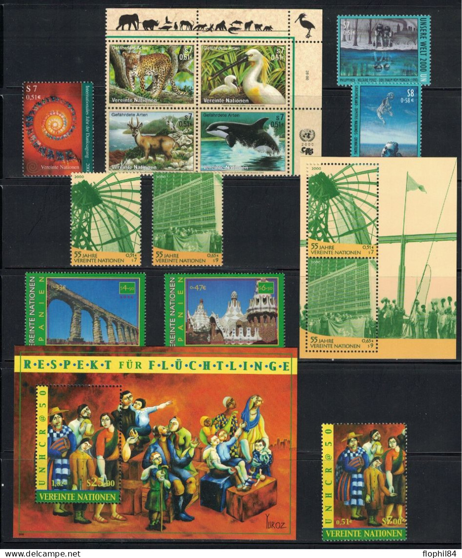 NATIONS UNIES - VIENNE - ENSEMBLE DE TIMBRES BLOCS ET CARNET DE L'ANNEE 2000-2001 - NEUF - FACIALE 28€ - LES 2 CARNETS - Unused Stamps