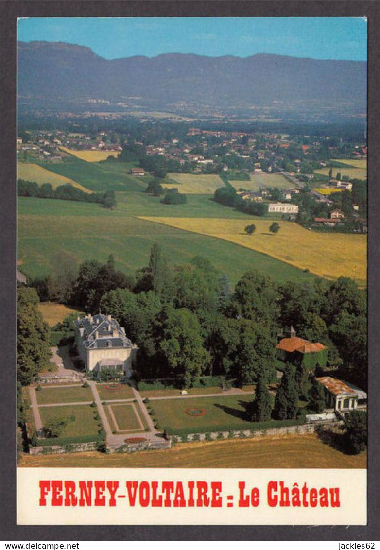098502/ FERNAY-VOLTAIRE, Le Château Et Les Monts Jura - Ferney-Voltaire