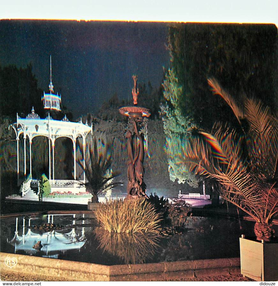 85 - Luçon - Jardin Dumaine - Le Bassin Illuminé - Vue De Nuit - Kiosque à Musique - Carte Neuve - CPM - Voir Scans Rect - Lucon